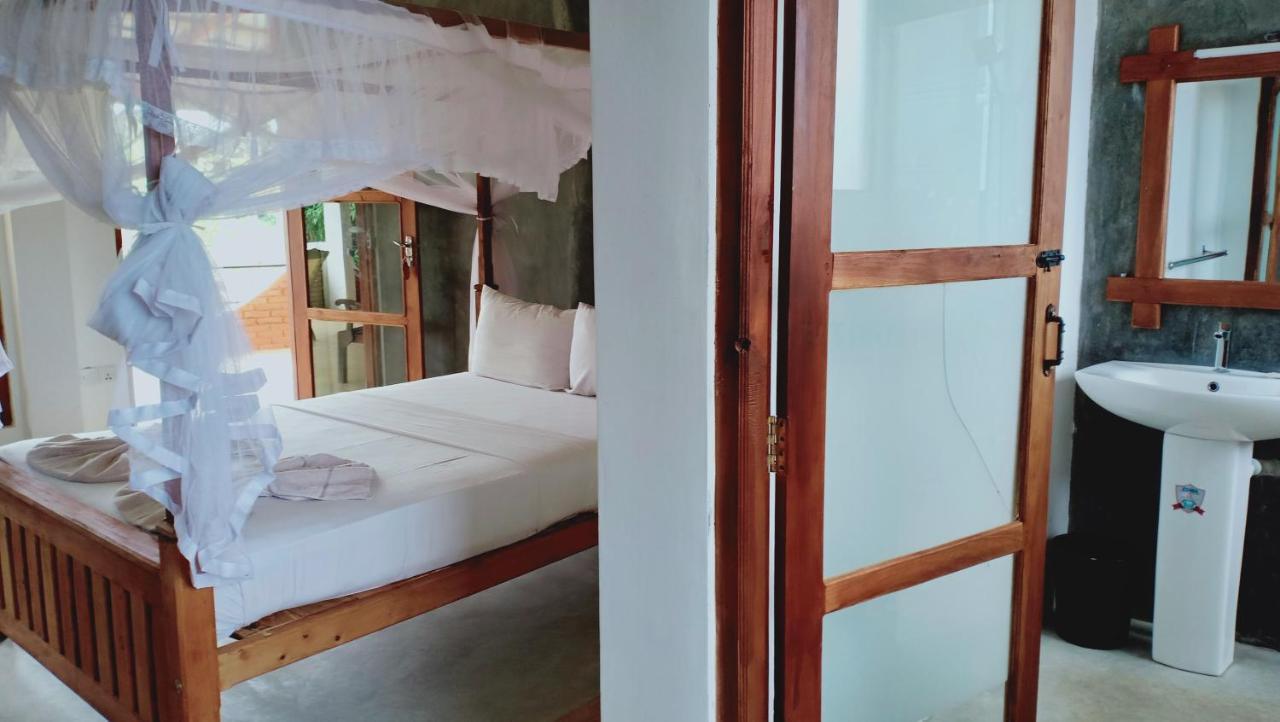 Nelu Resort Σιγκιρίγια Εξωτερικό φωτογραφία